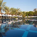 Resort Crystal Tat Pearl Collection 5*