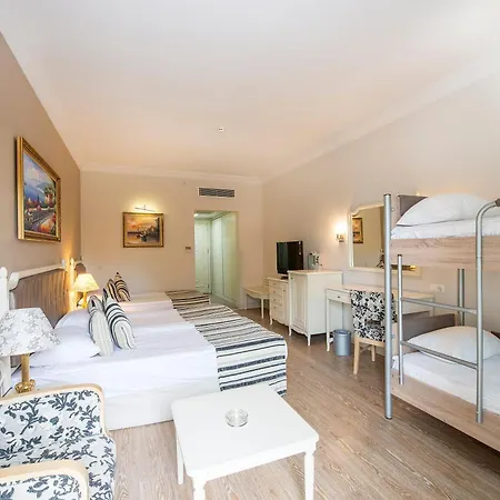 Crystal Tat Pearl Collection Resort 5*