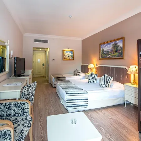 度假村 Crystal Tat Pearl Collection 5*