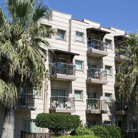 Θέρετρο Crystal Tat Pearl Collection Μπέλεκ